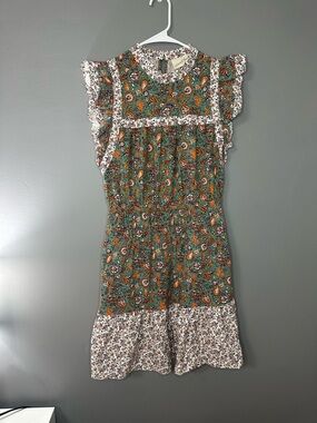 Universal thread Women’s Floral Ruffle Sleeve Midi Dress - Green Paisley Print